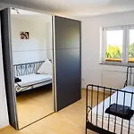153 M² Haus Mit 6 Schlafzimmern Fuer 12 Persoen Nieder-Saulheim