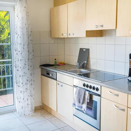 153 M² Haus Mit 6 Schlafzimmern Fuer 12 Persoen Appartamento Nieder-Saulheim