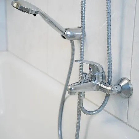 153 M² Haus Mit 6 Schlafzimmern Fuer 12 Persoen Nieder-Saulheim