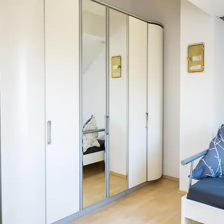 153 M² Haus Mit 6 Schlafzimmern Fuer 12 Persoen Nieder-Saulheim