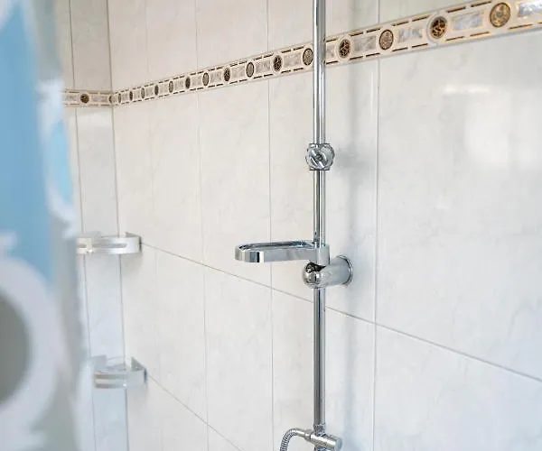 153 M² Haus Mit 6 Schlafzimmern Fuer 12 Persoen *