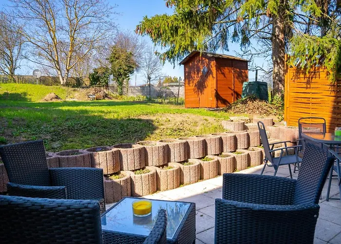 153 M² Haus Mit 6 Schlafzimmern Fuer 12 Persoen * Nieder-Saulheim