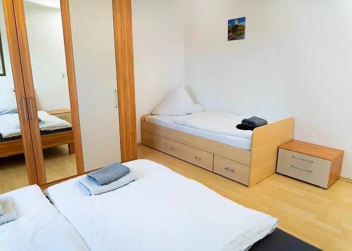 153 M² Haus Mit 6 Schlafzimmern Fuer 12 Persoen